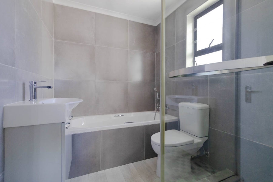 4 Bedroom Property for Sale in Onrus Western Cape